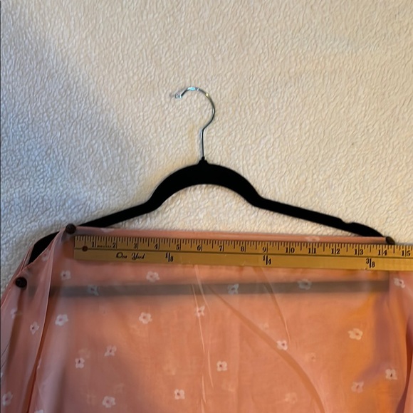 Tickled Pink Floral Shawl NWT - Picture 4 of 6